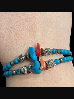 South West Style Liquid Silver Faux Turquoise Dyed Coral Double Layered Size 6.5